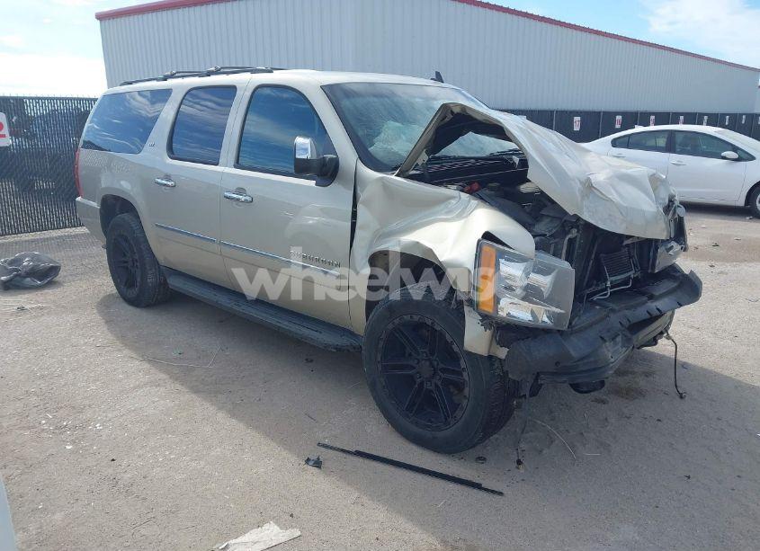 2013 Chevrolet Suburban 1500 LTZ (VIN 1GNSCKE04DR143451) main photo