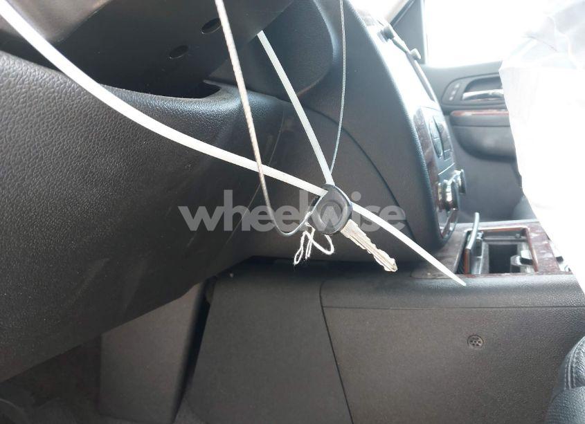 Photo 11 of 2013 Chevrolet Suburban 1500 LTZ (VIN 1GNSCKE04DR143451)