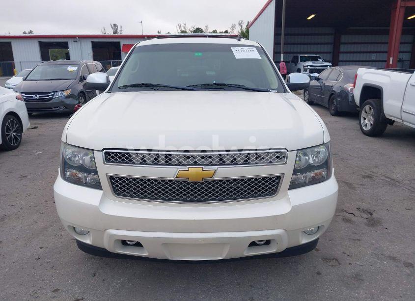 Photo 12 of 2013 Chevrolet Suburban 1500 LTZ (VIN 1GNSCKE04DR262374)