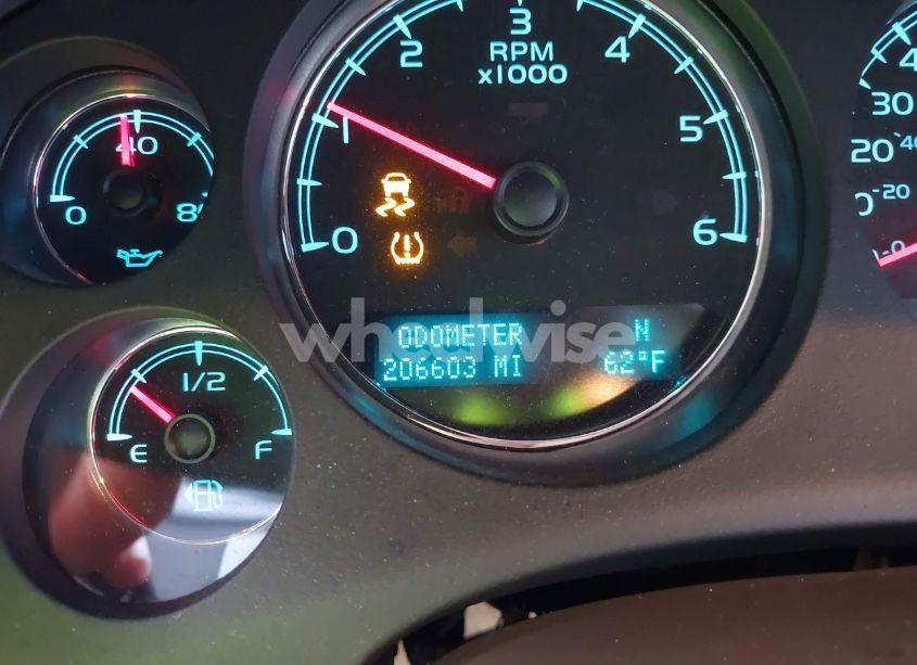 Photo 15 of 2013 Chevrolet Suburban 1500 LTZ (VIN 1GNSCKE04DR262374)