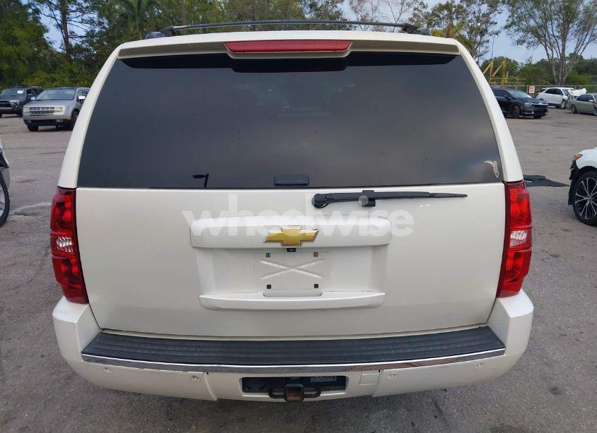 Photo 16 of 2013 Chevrolet Suburban 1500 LTZ (VIN 1GNSCKE04DR262374)