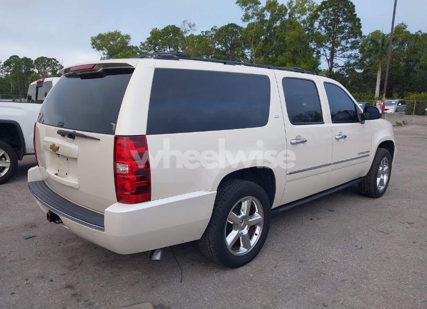 Photo 4 of 2013 Chevrolet Suburban 1500 LTZ (VIN 1GNSCKE04DR262374)