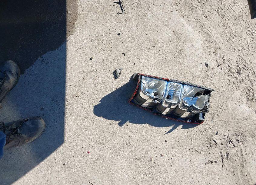 Photo 12 of 2011 Chevrolet Suburban 1500 LTZ (VIN 1GNSCKE05BR313586)