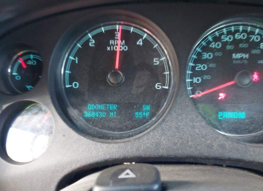 Photo 16 of 2011 Chevrolet Suburban 1500 LTZ (VIN 1GNSCKE05BR313586)