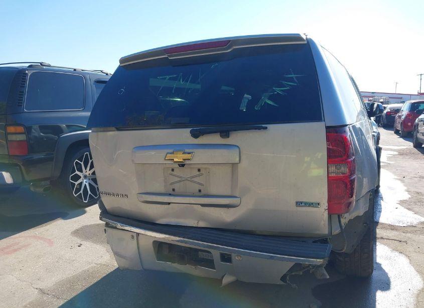 Photo 17 of 2011 Chevrolet Suburban 1500 LTZ (VIN 1GNSCKE05BR313586)
