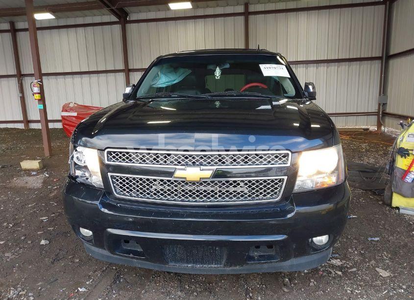 Photo 12 of 2012 Chevrolet Suburban 1500 LTZ (VIN 1GNSCKE05CR324122)