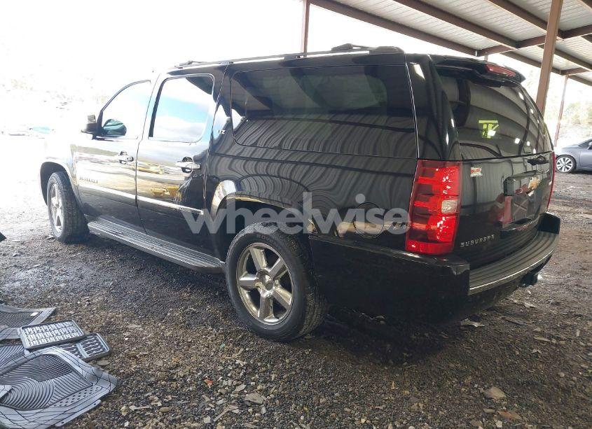 Photo 3 of 2012 Chevrolet Suburban 1500 LTZ (VIN 1GNSCKE05CR324122)