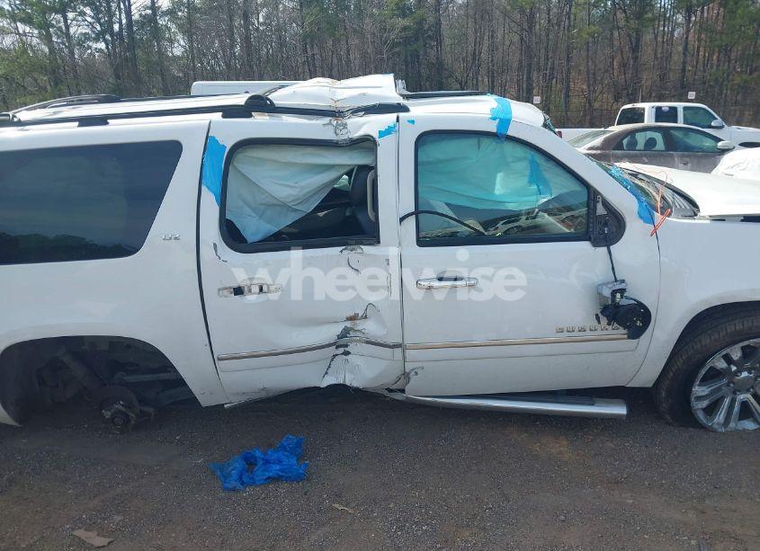 Photo 13 of 2013 Chevrolet Suburban 1500 LTZ (VIN 1GNSCKE05DR232994)