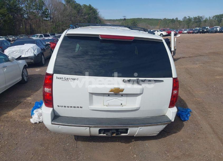 Photo 16 of 2013 Chevrolet Suburban 1500 LTZ (VIN 1GNSCKE05DR232994)