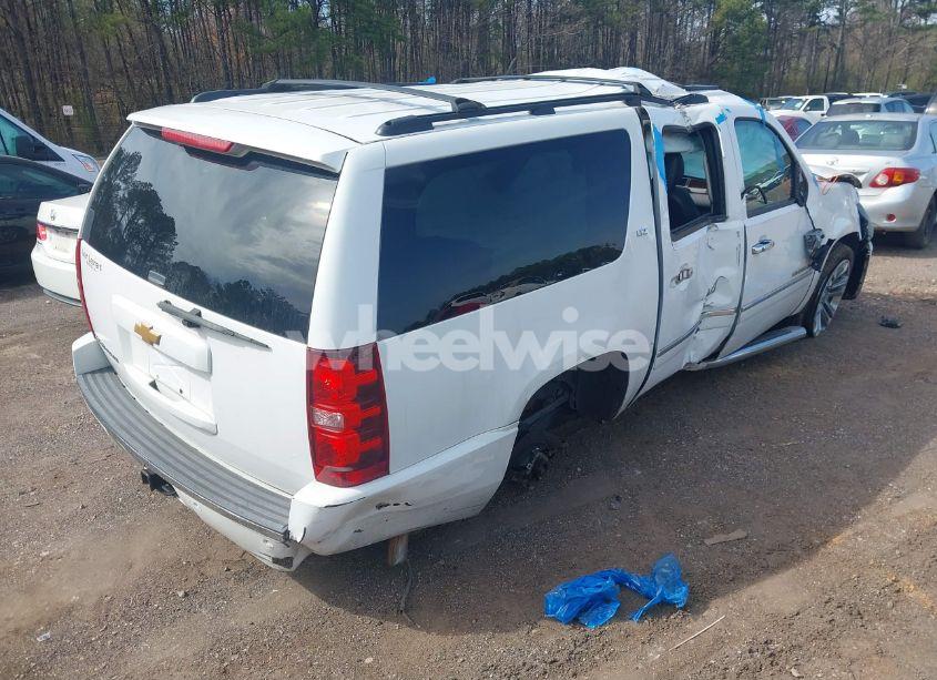 Photo 4 of 2013 Chevrolet Suburban 1500 LTZ (VIN 1GNSCKE05DR232994)