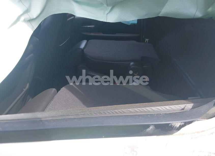 Photo 8 of 2013 Chevrolet Suburban 1500 LTZ (VIN 1GNSCKE05DR232994)