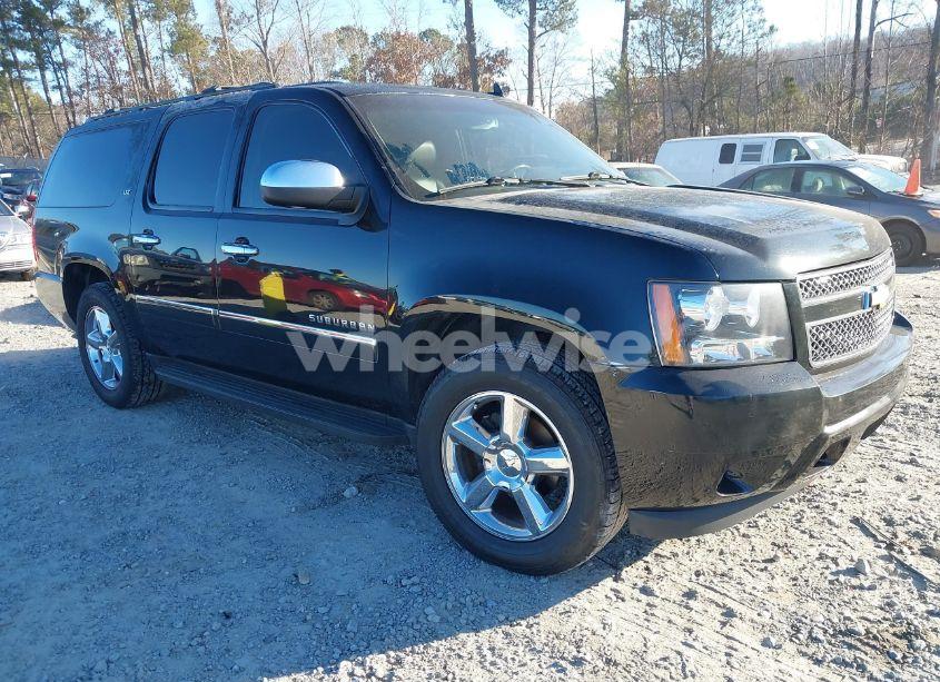 2013 Chevrolet Suburban 1500 LTZ (VIN 1GNSCKE07DR335513) main photo