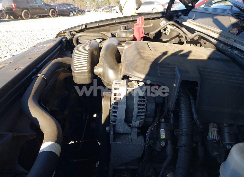 Photo 10 of 2013 Chevrolet Suburban 1500 LTZ (VIN 1GNSCKE07DR335513)