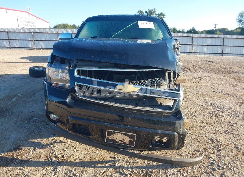 Photo 13 of 2013 Chevrolet Suburban 1500 LTZ (VIN 1GNSCKE08DR355656)