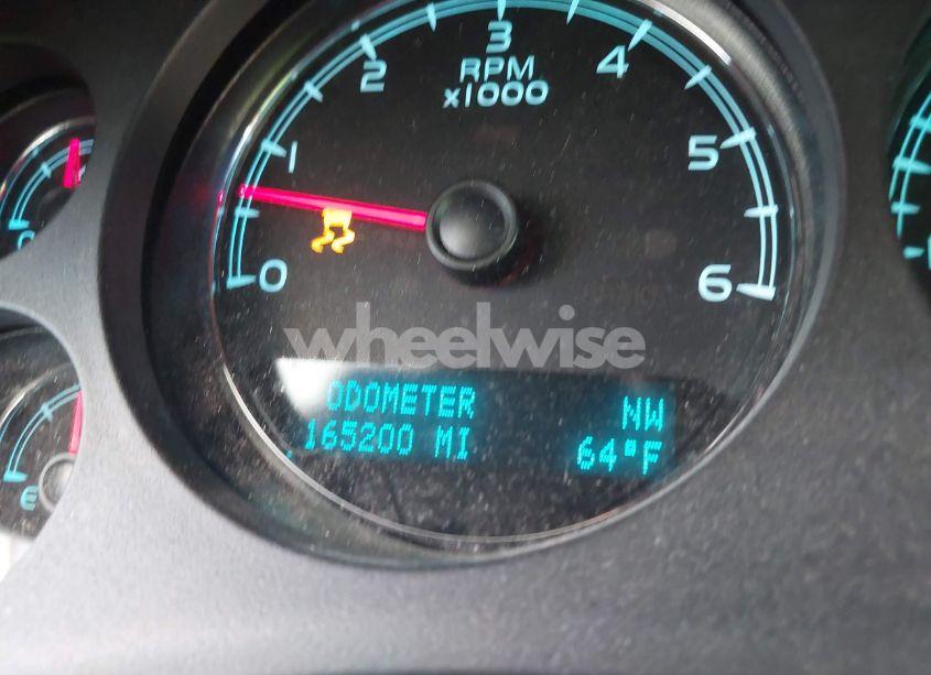 Photo 16 of 2013 Chevrolet Suburban 1500 LTZ (VIN 1GNSCKE08DR355656)