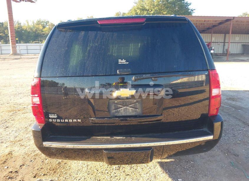 Photo 17 of 2013 Chevrolet Suburban 1500 LTZ (VIN 1GNSCKE08DR355656)