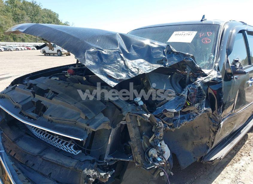 Photo 6 of 2013 Chevrolet Suburban 1500 LTZ (VIN 1GNSCKE08DR355656)