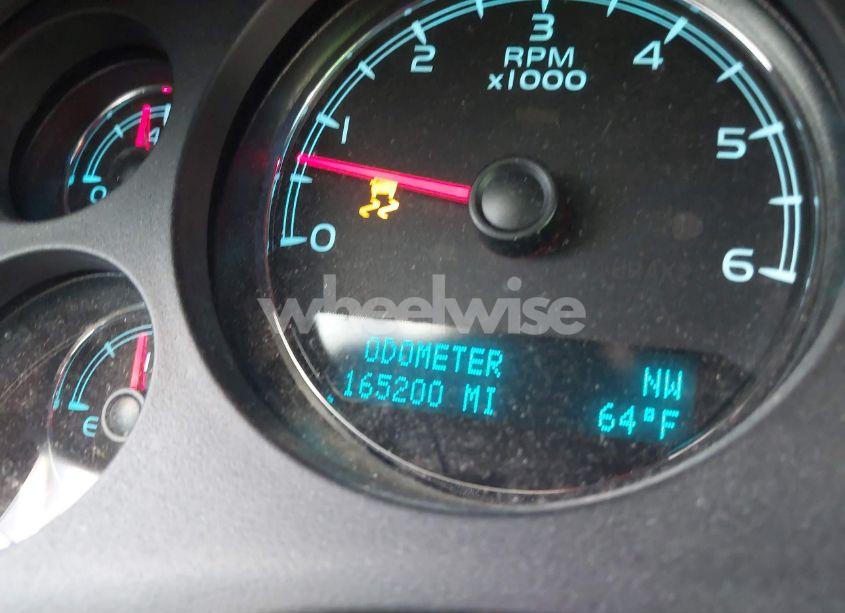 Photo 7 of 2013 Chevrolet Suburban 1500 LTZ (VIN 1GNSCKE08DR355656)