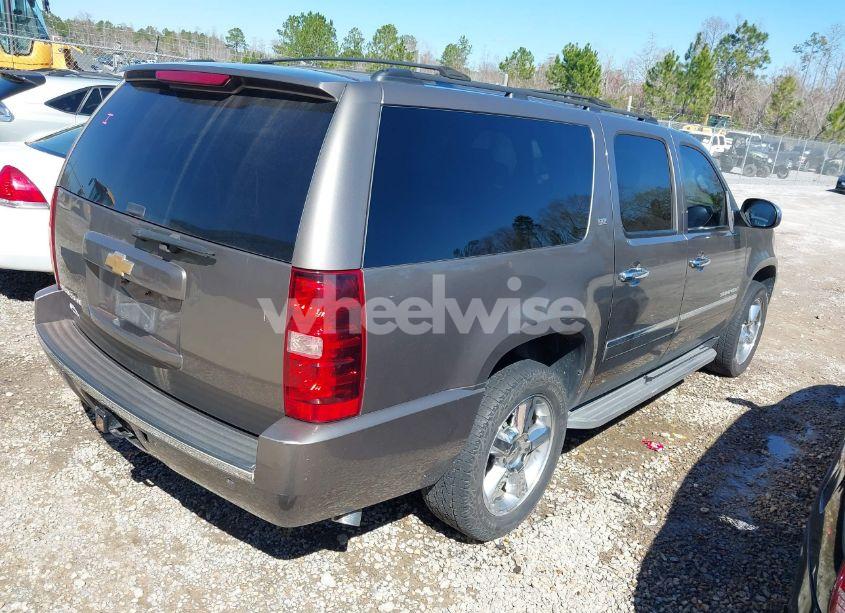 Photo 4 of 2013 Chevrolet Suburban 1500 LTZ (VIN 1GNSCKE0XDR161324)