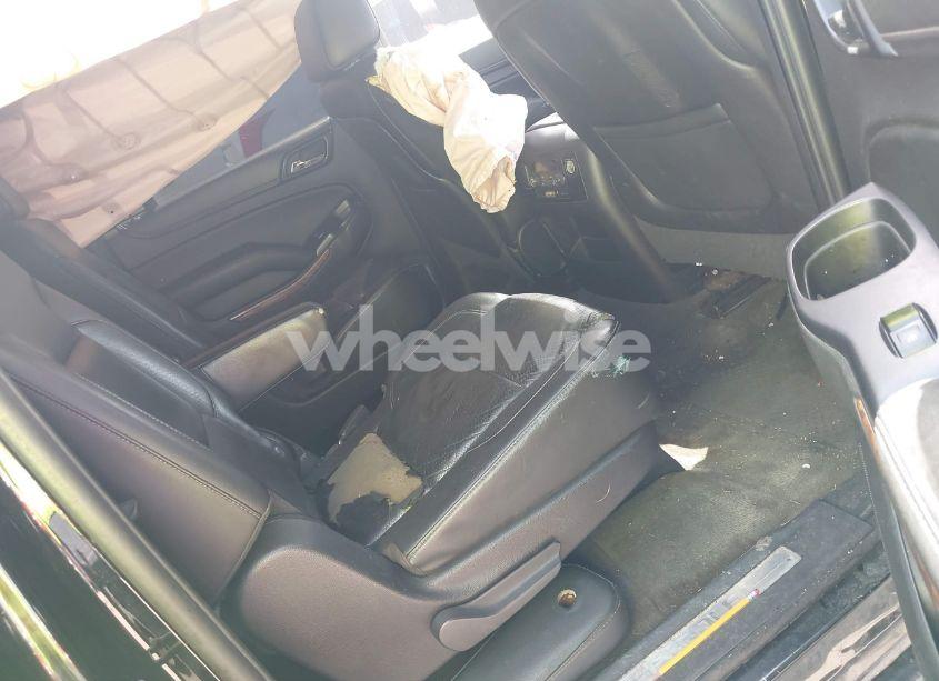 Photo 8 of 2015 Chevrolet Suburban 1500 LTZ (VIN 1GNSCKKC4FR184745)