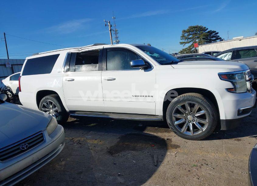 Photo 13 of 2015 Chevrolet Suburban 1500 LTZ (VIN 1GNSCKKC5FR228736)