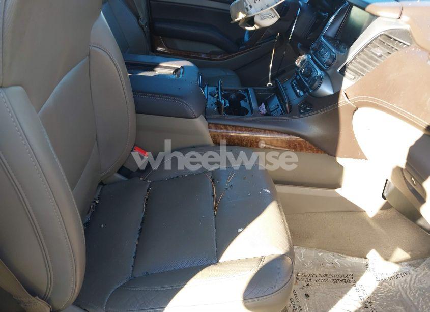 Photo 5 of 2015 Chevrolet Suburban 1500 LTZ (VIN 1GNSCKKC5FR228736)