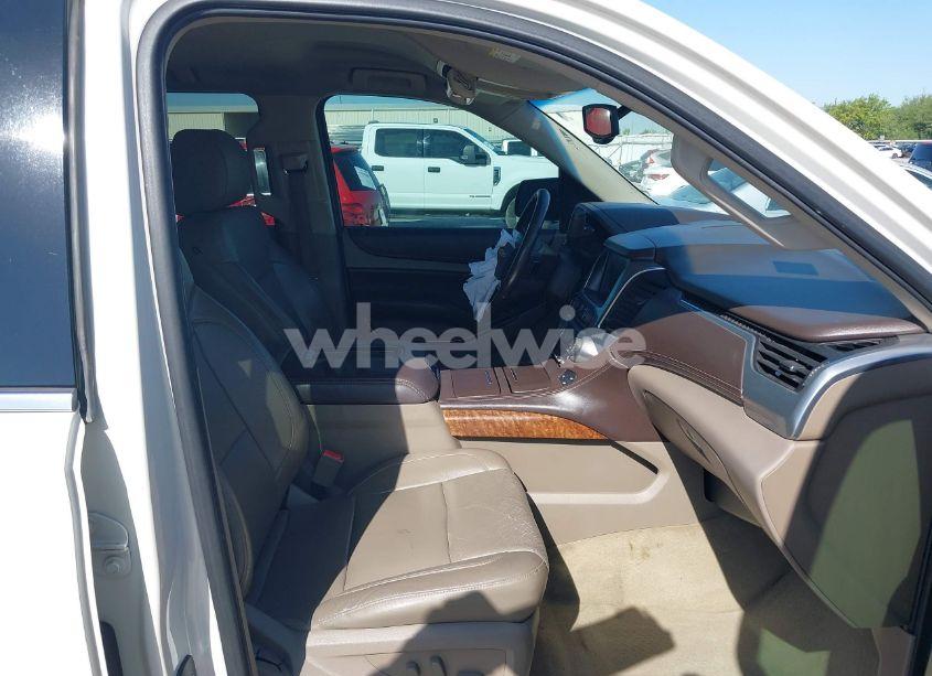 Photo 5 of 2015 Chevrolet Suburban 1500 LTZ (VIN 1GNSCKKC9FR728236)