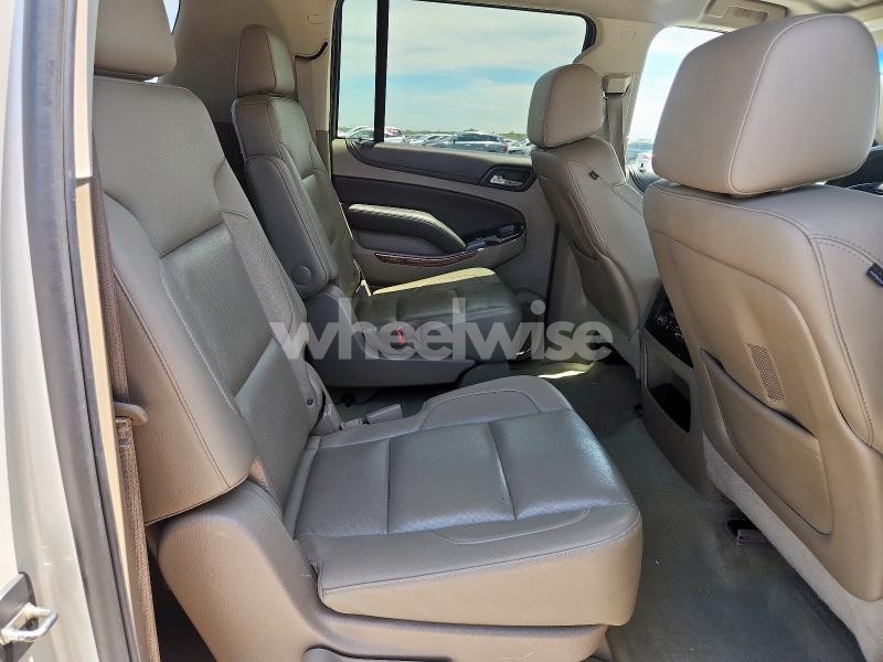 Photo 6 of 2015 CHEVROLET SUBURBAN C1500 LTZ N/A (VIN 1GNSCKKCXFR623351)