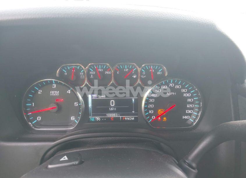 Photo 7 of 2015 Chevrolet Suburban 1500 LTZ (VIN 1GNSCKKCXFR731873)