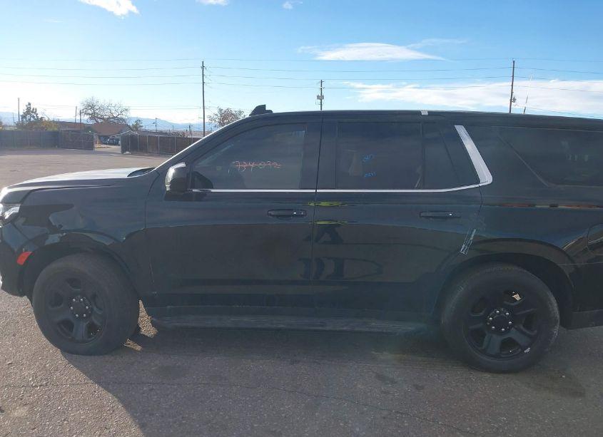 Photo 14 of 2021 Chevrolet Tahoe 2WD COMMERCIAL FLEET (VIN 1GNSCLED1MR333605)