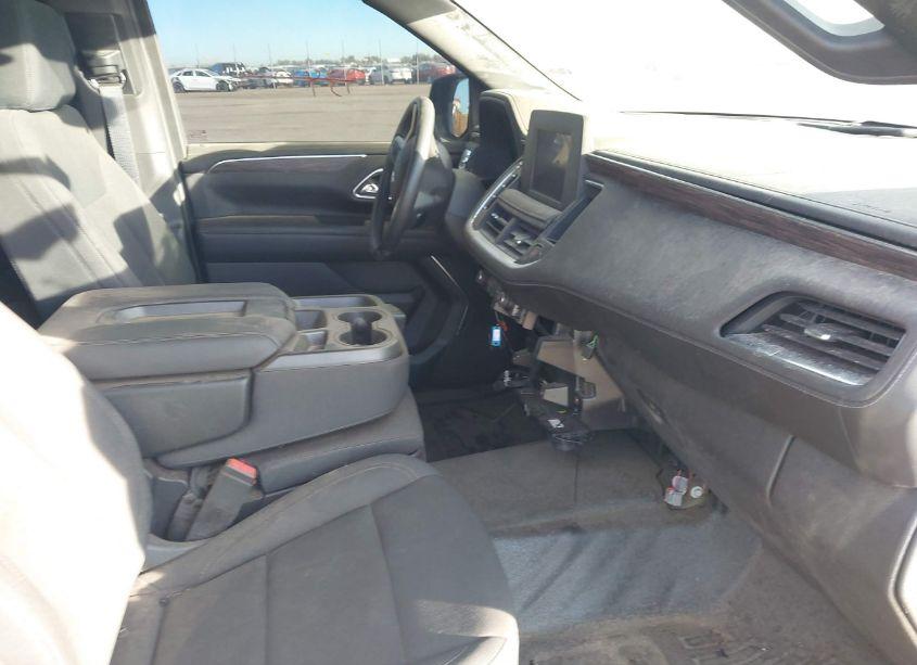 Photo 5 of 2021 Chevrolet Tahoe 2WD COMMERCIAL FLEET (VIN 1GNSCLED1MR333605)