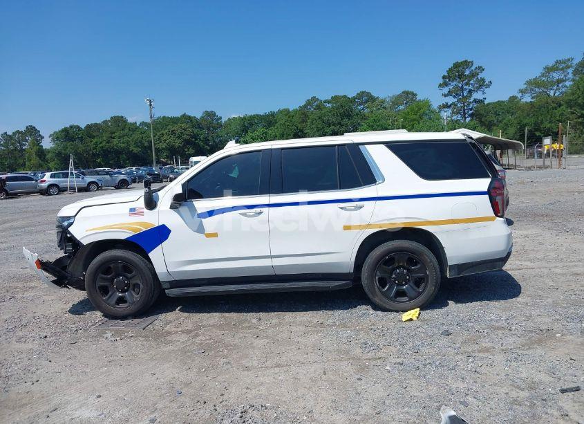 Photo 15 of 2021 Chevrolet Tahoe 2WD COMMERCIAL FLEET (VIN 1GNSCLED2MR433647)