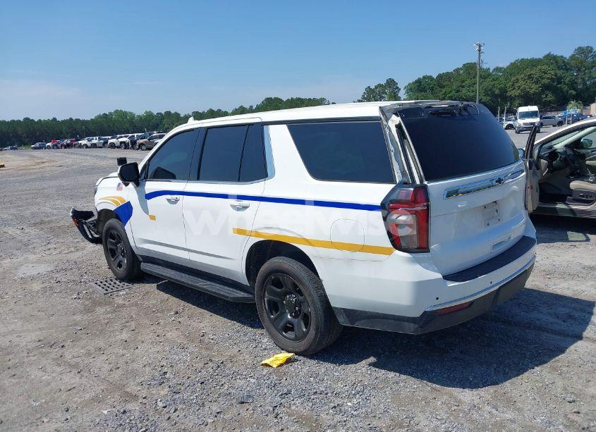 Photo 3 of 2021 Chevrolet Tahoe 2WD COMMERCIAL FLEET (VIN 1GNSCLED2MR433647)