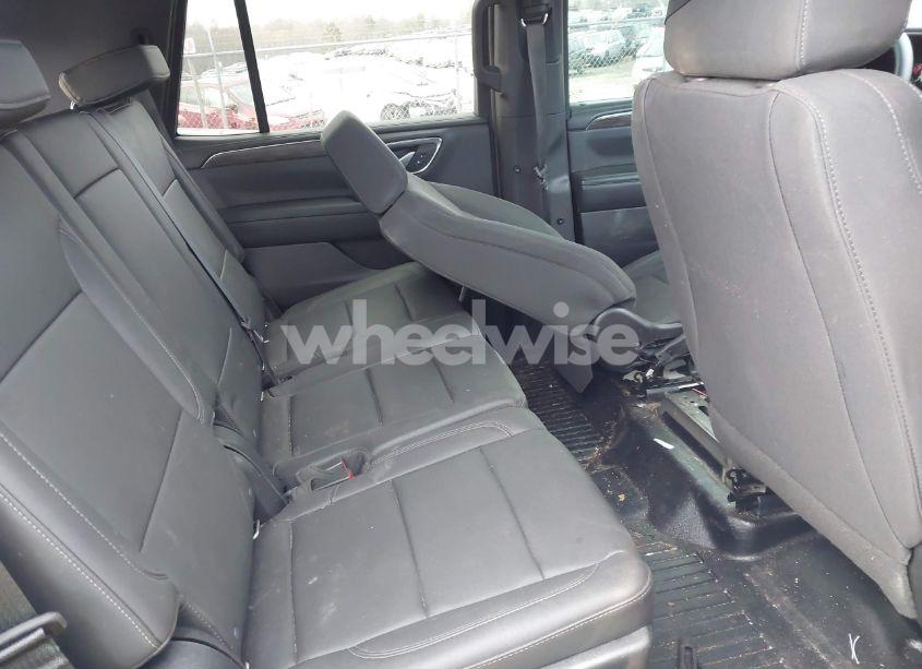 Photo 8 of 2022 Chevrolet Tahoe 2WD COMMERCIAL FLEET (VIN 1GNSCLED2NR211806)