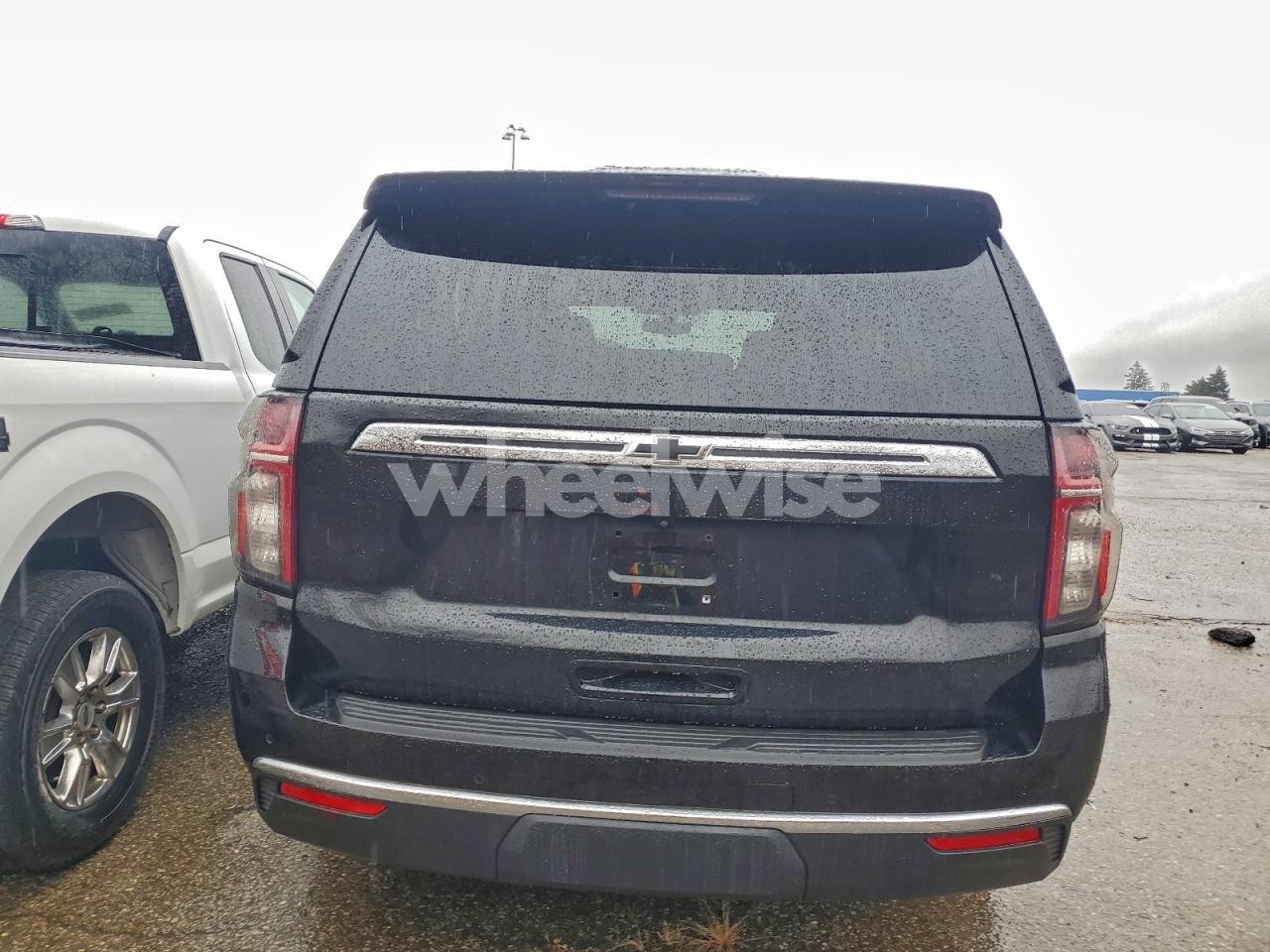 Photo 6 of 2021 CHEVROLET TAHOE C1500 (VIN 1GNSCLED3MR339647)