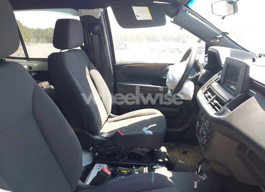 Photo 5 of 2022 Chevrolet Tahoe 2WD COMMERCIAL FLEET (VIN 1GNSCLED4NR222340)