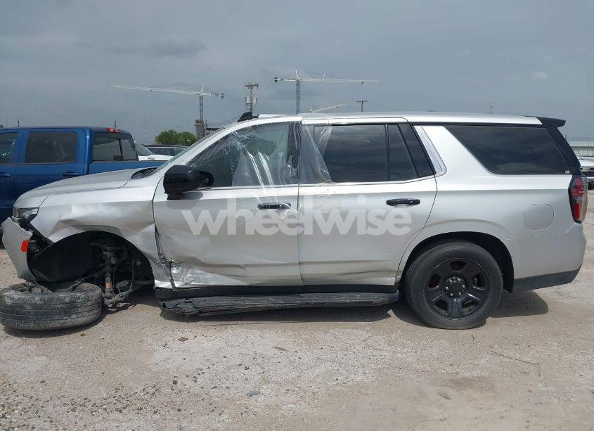 Photo 13 of 2022 Chevrolet Tahoe 2WD COMMERCIAL FLEET (VIN 1GNSCLED4NR254074)
