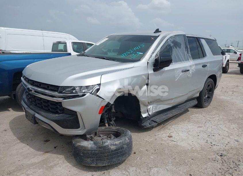 Photo 2 of 2022 Chevrolet Tahoe 2WD COMMERCIAL FLEET (VIN 1GNSCLED4NR254074)