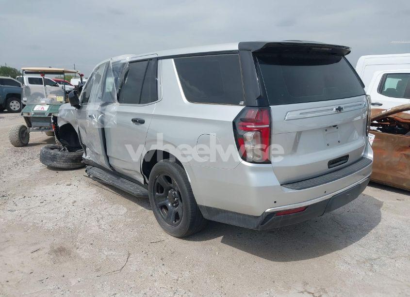 Photo 3 of 2022 Chevrolet Tahoe 2WD COMMERCIAL FLEET (VIN 1GNSCLED4NR254074)