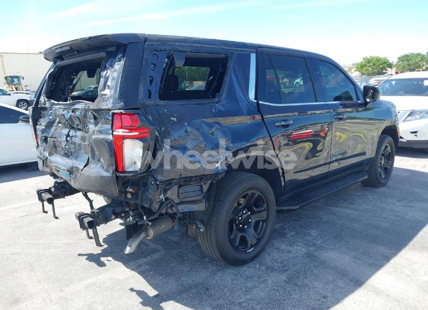 Photo 4 of 2022 Chevrolet Tahoe 2WD COMMERCIAL FLEET (VIN 1GNSCLED5NR336184)