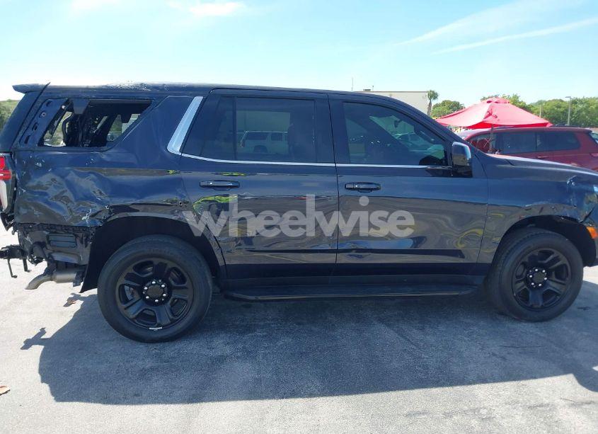 Photo 6 of 2022 Chevrolet Tahoe 2WD COMMERCIAL FLEET (VIN 1GNSCLED5NR336184)
