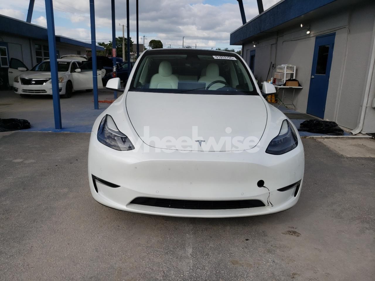 Photo 5 of 2022 TESLA MODEL Y (VIN 1GNSCMKD4RR372433)