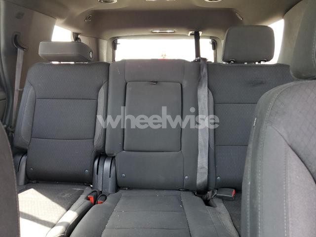 Photo 3 of 2023 CHEVROLET TAHOE C1500 LS (VIN 1GNSCMKD5PR251388)