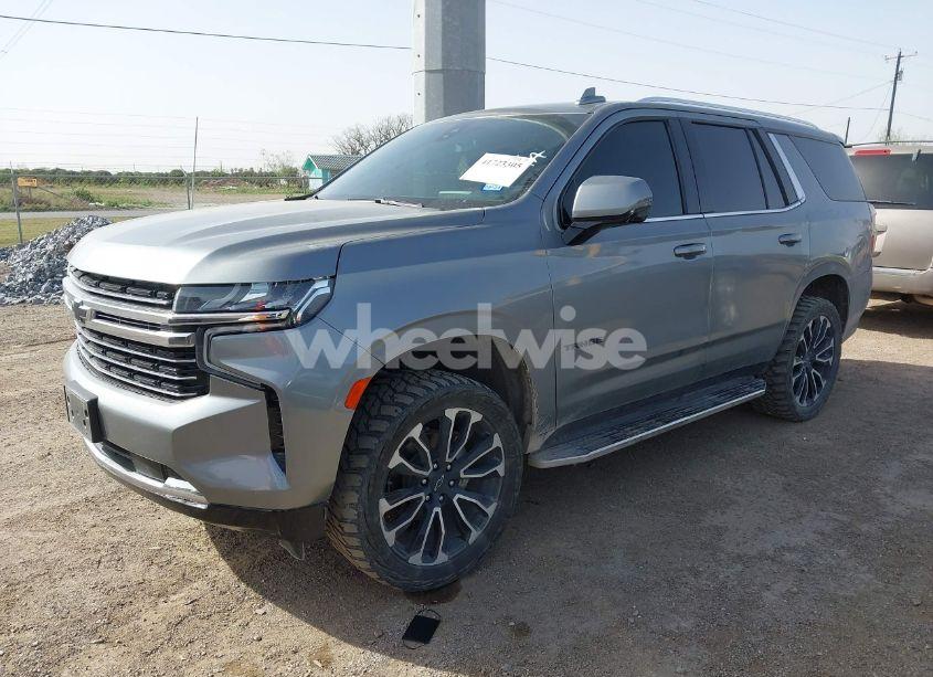 Photo 2 of 2021 Chevrolet Tahoe 2WD LS (VIN 1GNSCMKD9MR195998)