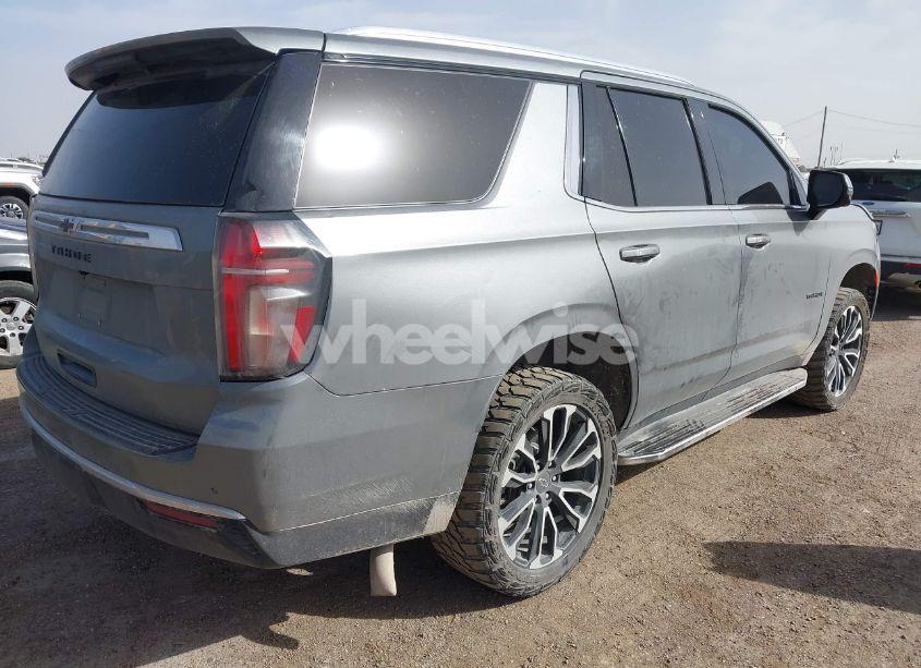 Photo 4 of 2021 Chevrolet Tahoe 2WD LS (VIN 1GNSCMKD9MR195998)