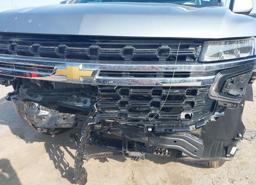 Photo 6 of 2024 Chevrolet Tahoe 2WD LS (VIN 1GNSCMKDXRR107905)