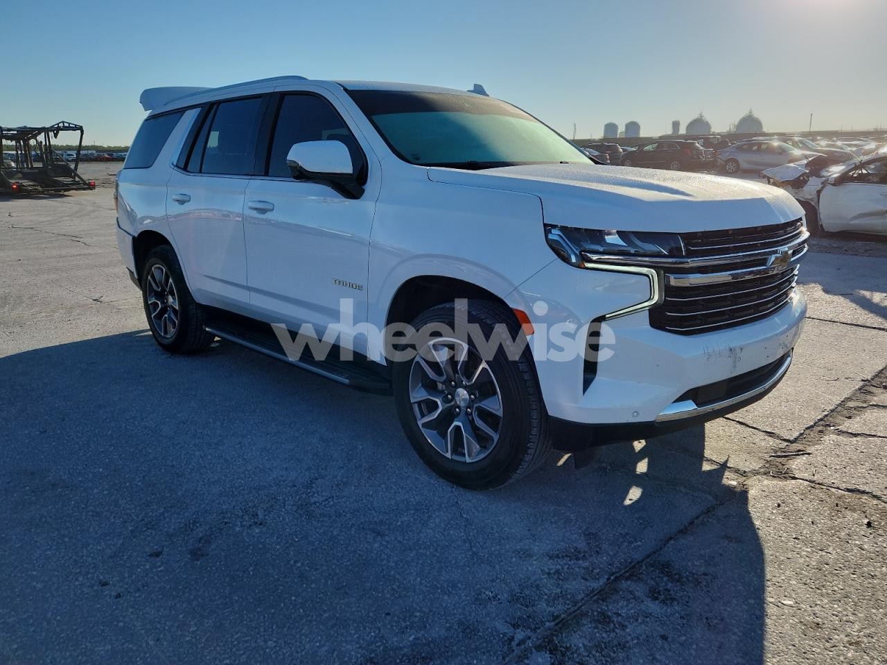 Photo 4 of 2023 CHEVROLET TAHOE C1500 LT (VIN 1GNSCNKD0PR259209)