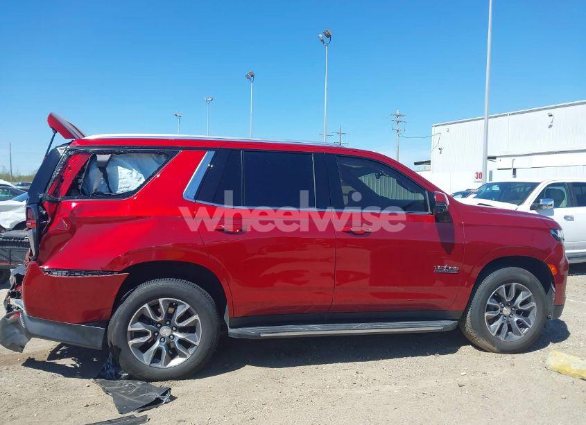 Photo 13 of 2021 Chevrolet Tahoe 2WD LT (VIN 1GNSCNKD1MR316397)