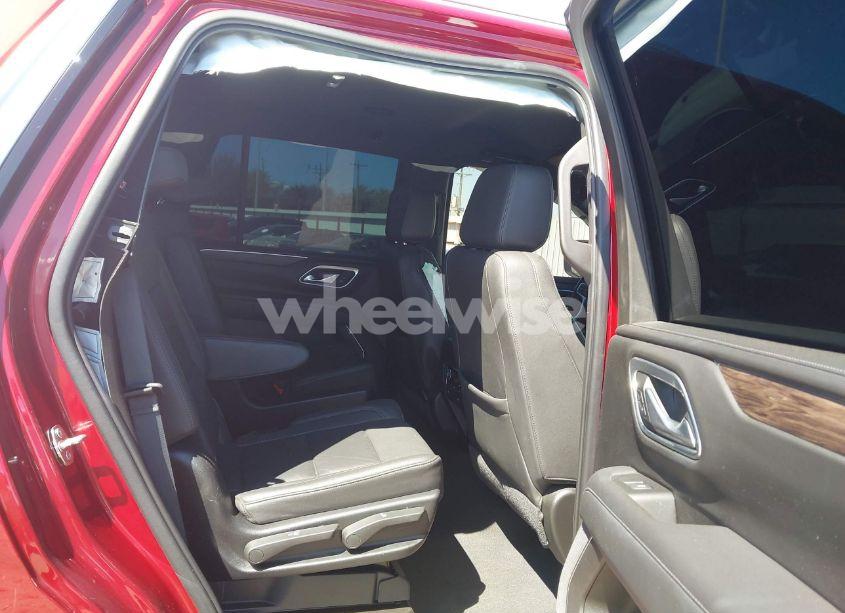 Photo 8 of 2021 Chevrolet Tahoe 2WD LT (VIN 1GNSCNKD1MR316397)