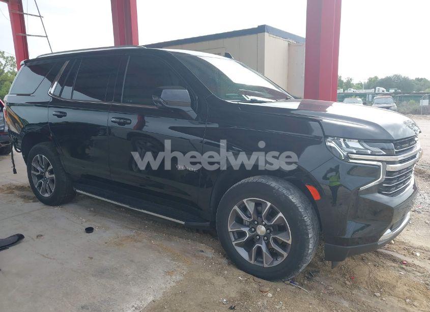 Photo 13 of 2022 Chevrolet Tahoe 2WD LT (VIN 1GNSCNKD2NR202667)